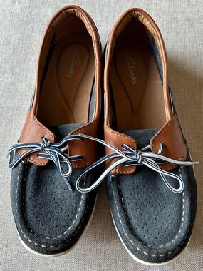 Clarks Two-Tone Suede & Leather Boat Shoes - Navy & Brown Sz 7.5-8 see desc